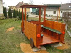 Obrázek: Dřevěné nákladní auto