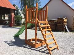 Obrázek: Věž se skluzavkou